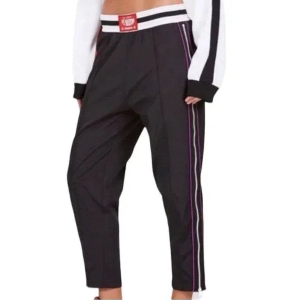 P.E NATION Athletic Track And Field Side Zipper Retro Jogger Pants Size Small